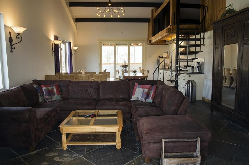Herkenhoek 5 Bedroom Apartment Heeswijk-Dinther Zewnętrze zdjęcie